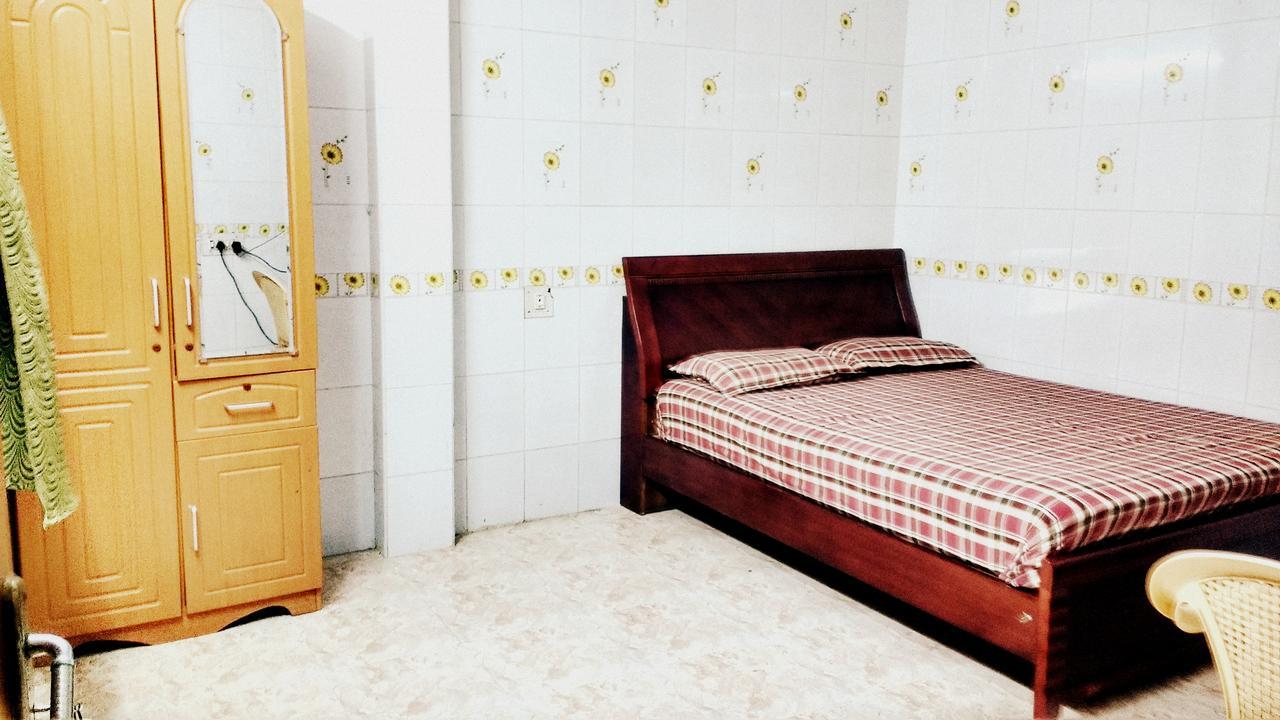 Senate Regency Hotel Madras Buitenkant foto