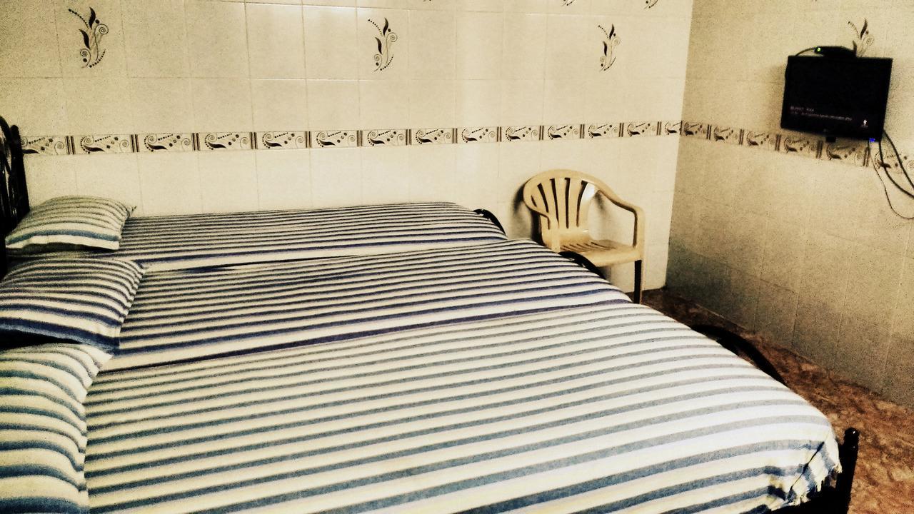 Senate Regency Hotel Madras Buitenkant foto